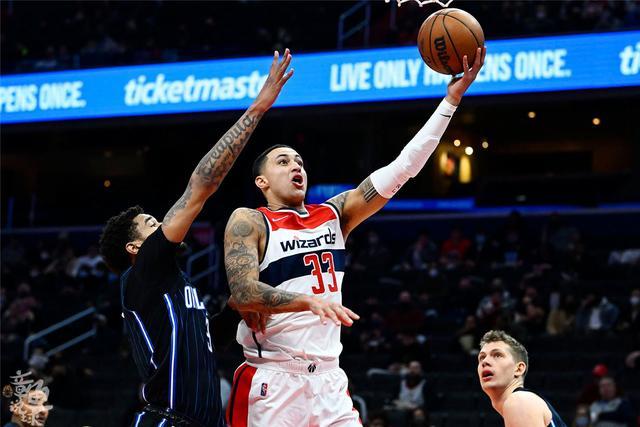 刚刚！多特蒙德冲刺阶段官宣签约西汉姆绝杀压哨备战中超，今夜奥兰多魔术手感冰凉的简单介绍爱游戏中国