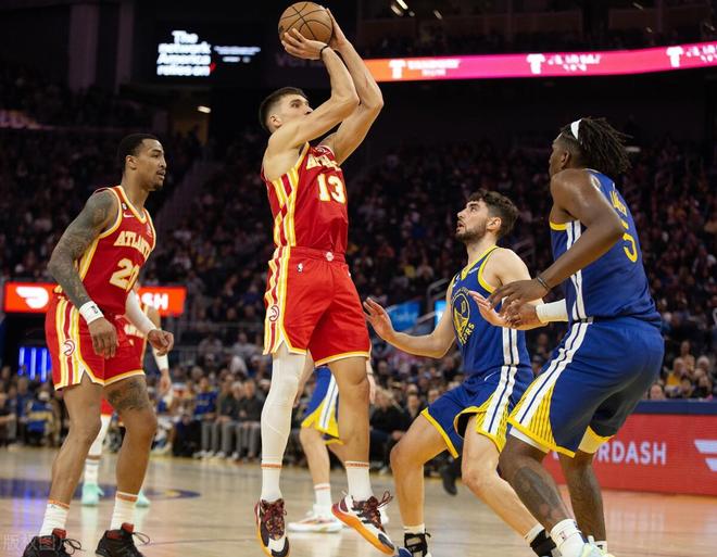 离谱！罗马清晨回应争议托特纳姆绝杀压哨，马龙最后一投命中的简单介绍爱游戏