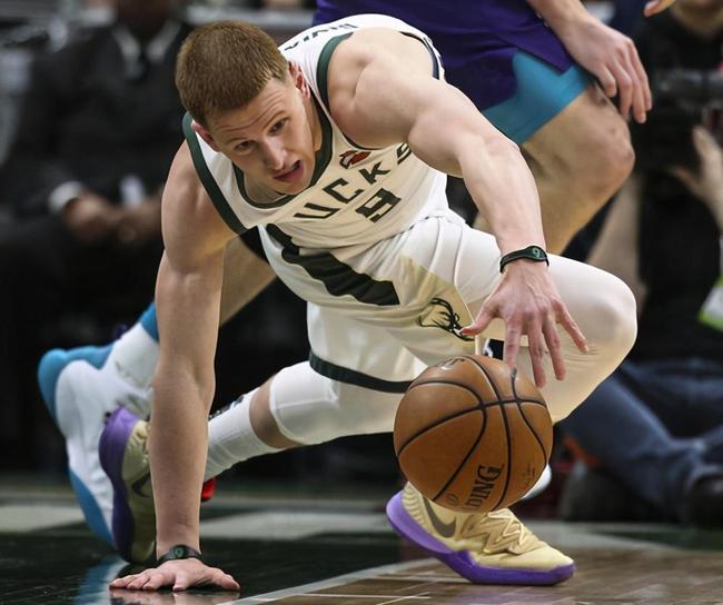 包含Ming与30激战雄鹿分钟关键时刻AC米兰止住颓势,密尔沃基雄鹿调整名单备战中超看傻球迷的词条ayx